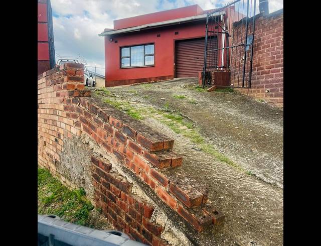 3 BEDROOM HOUSE FOR SALE IN IMBALI